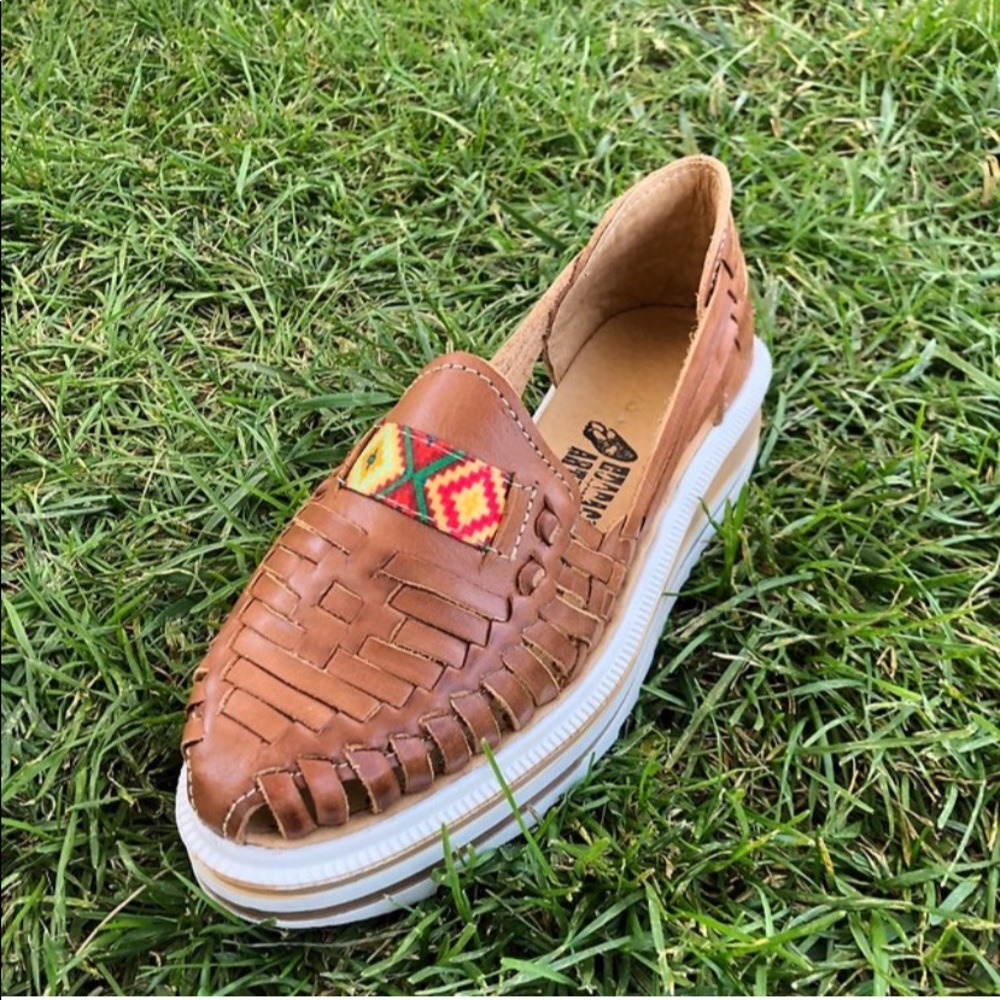 Ladies Closed Toe Authentic Mexican Leather Sandal